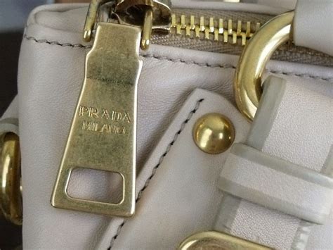 ipi zipper prada|prada hardware zippers.